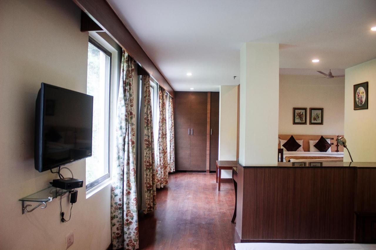 Savoy Greens Jabli Касаулі Екстер'єр фото